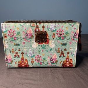 Disney Dooney & Bourke crossbody